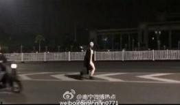 大学生街头爆料案例视频,大学生勇敢揭露校园乱象
